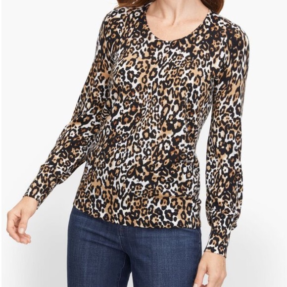 100% Merino wool Talbots SP light leopard print sweater - Picture 2 of 5